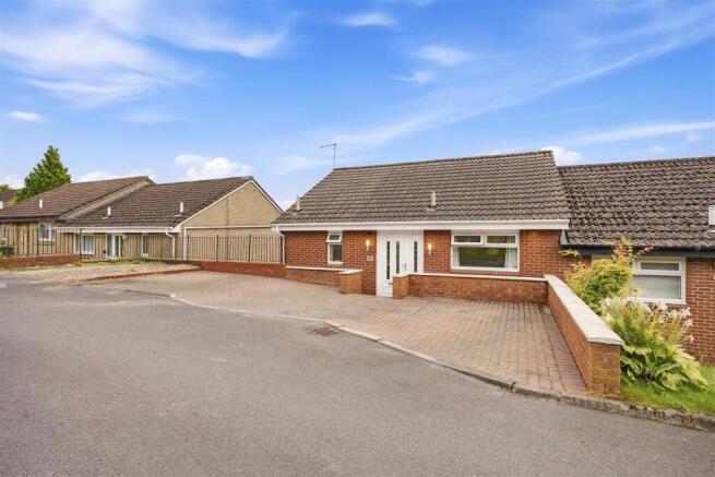 02-64_LOCHVIEW_CRESCENT_GLASGOW_002.jpg