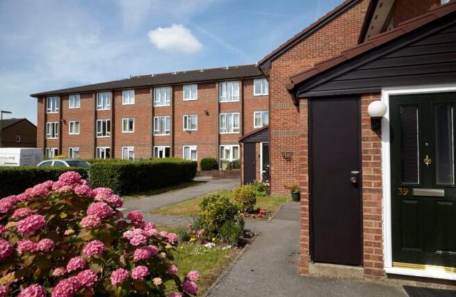 Manor Farm Court