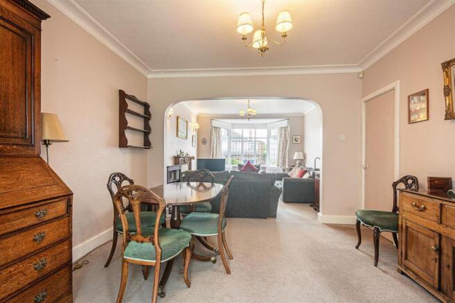 4 bed Detached for sale Image 12