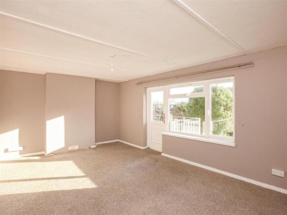 Balcony Flat | Cosmetic Updating | Salcombe photo 4