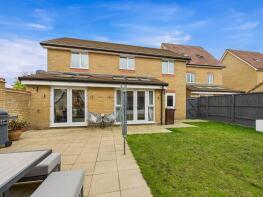 28, Stanley Parkway, Wakefield WF3 4FR