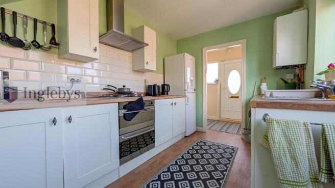 3 bed Semi-Detached for sale Image 7