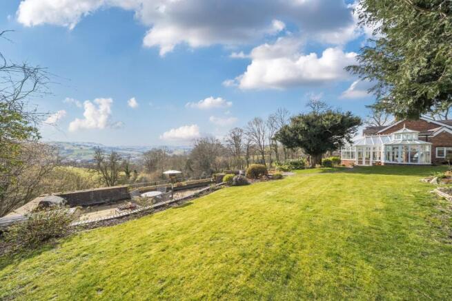Garden with view.jpg