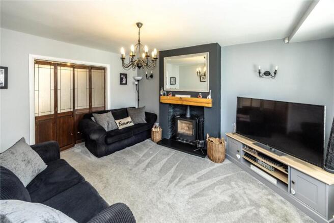 3 bed Semi-Detached for sale Image 4