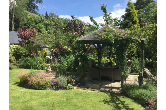 Landscaped  Gardens