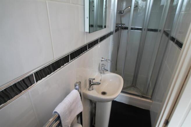 Ensuite Shower room