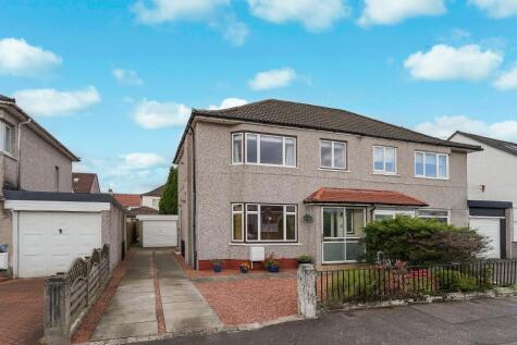 Adamslie Drive, Kirkintilloch, East Dunbartonshire, G66 1BN