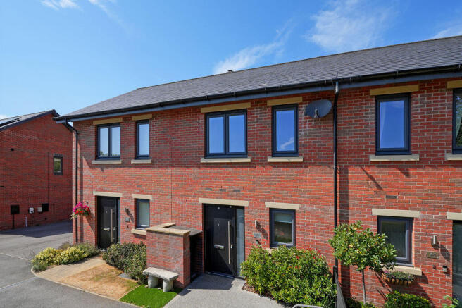 2 bed Terraced for sale Image 5