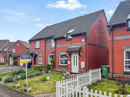 Chestnut Road, Abbeymead, Gloucester, GL4 4XZ