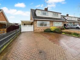 35, Watling Place, Houghton Regis LU5 5DP