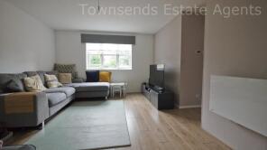 348, Redford Close, Feltham TW13 4TL
