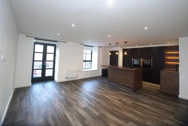 Lounge/Kitchen 