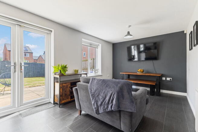 4 bed Detached for sale Image 8
