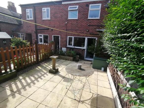2 bed Cottage for sale Image 11