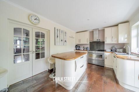 Albany Road, Hornchurch, RM12