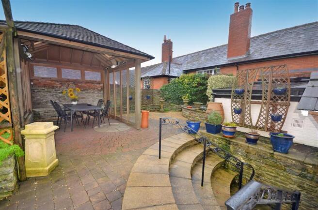 Courtyard Garden