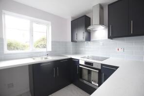 98, Newland Street, North Woolwich, London E16 2HN