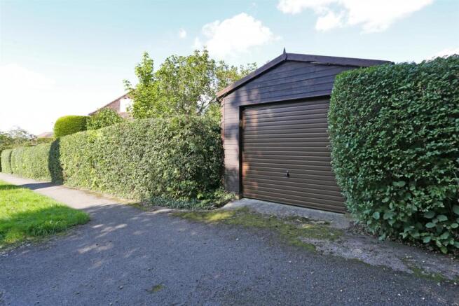 Garage.jpg