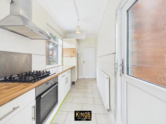 3 bed Semi-Detached for sale Image 5