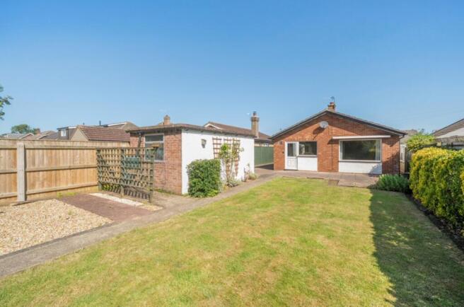 Coniston Crescent, Humberston photo 4