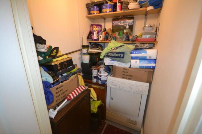 SEPARATE UTILITY ROOM