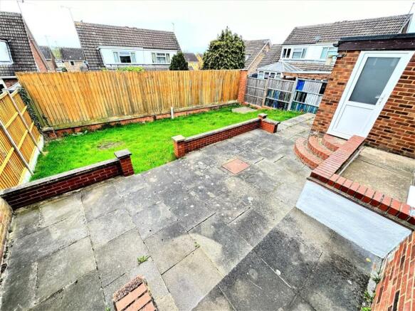 Rear Garden (1).JPG