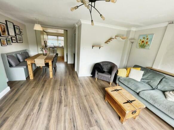 2791d8cc-Main 20Living 202.jpg