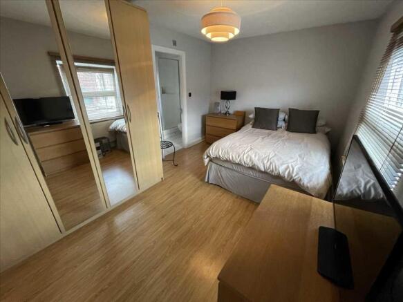 Bedroom (front)
