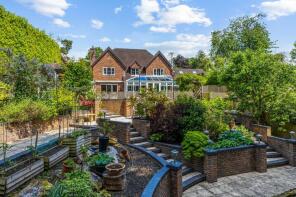 Portofino House, The Ridge, Cold Ash, Thatcham RG18 9HZ