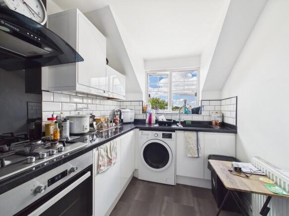2 bed Apartment for sale Image 9