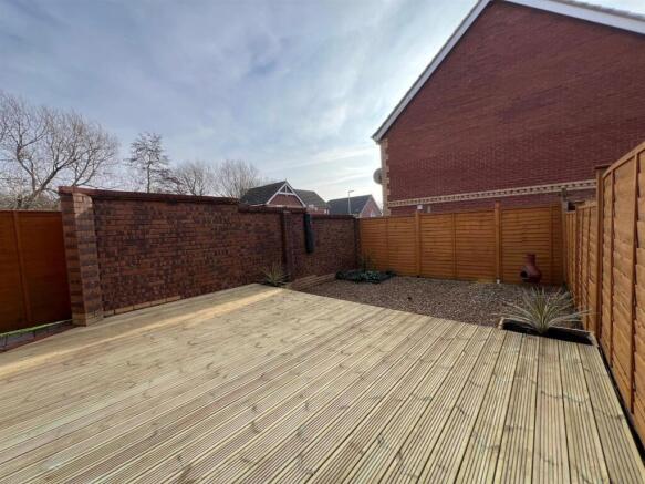 garden 1.jpg