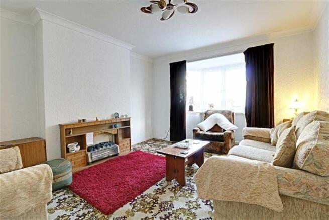 REAR DINING ROOM measuring