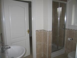 En-Suite 1