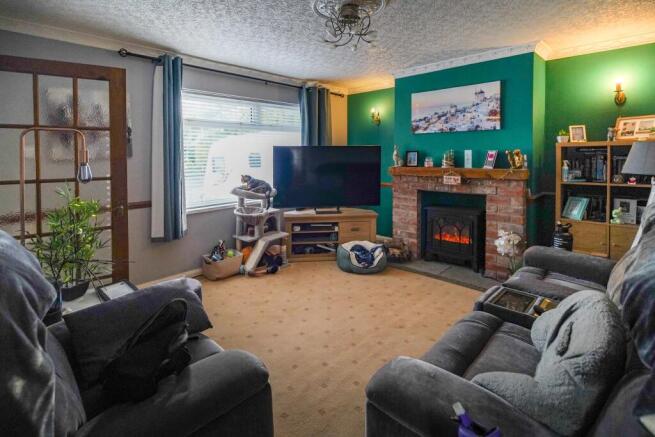 Lounge 1