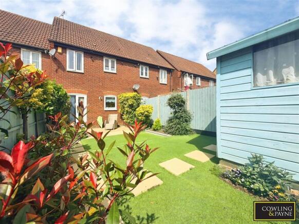 Melville Drive, Wickford photo 2