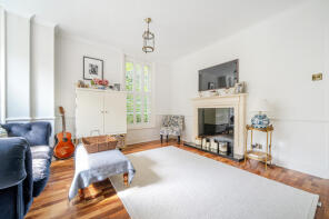 Flat 2, Thursley House, Farnham Lane, Haslemere GU27 1HE