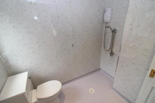 3 bed Bungalow for sale Image 7