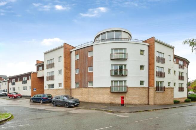 2-bed flat on Bridge Lane Mews, Bridge Lane, Frodsham, Cheshire, £140,000