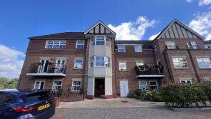 12, 3 4 Cavendish House, Tudor Court, Liphook GU30 7GL