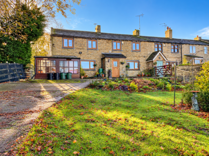 Jackroyd Lane, Upper Hopton, WF14 8HY
