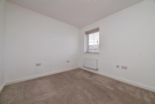 2 bed Semi-Detached for sale Image 10