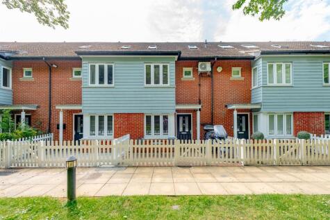 Priddy Place, Redhill