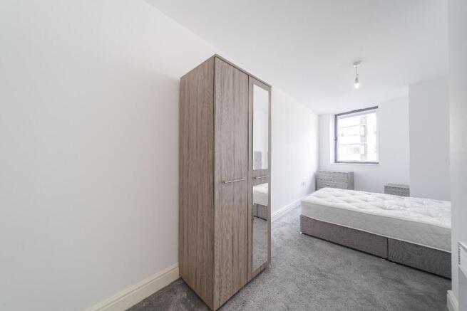 1 bed Apartment to rent Image 7