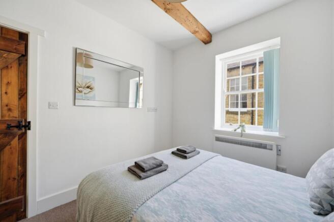 6 bed Terraced for sale Image 9