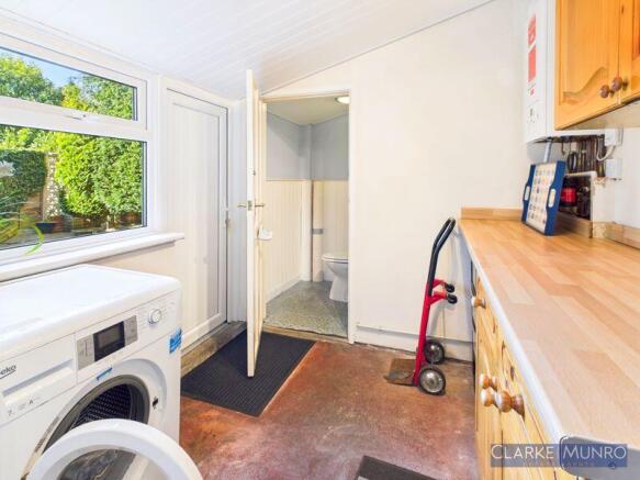 4 bed Terraced for sale Image 11