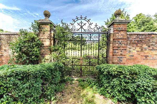 Walled Garden