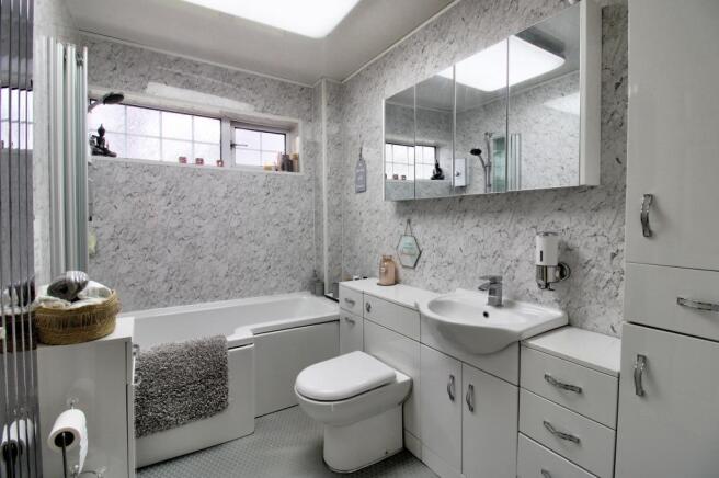 Family bathroom