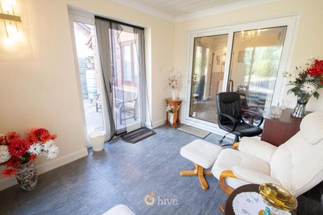 2 bed Detached Bungalow for sale Image 8