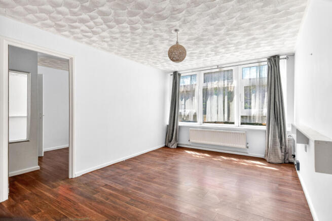 10tudorhouselarge3