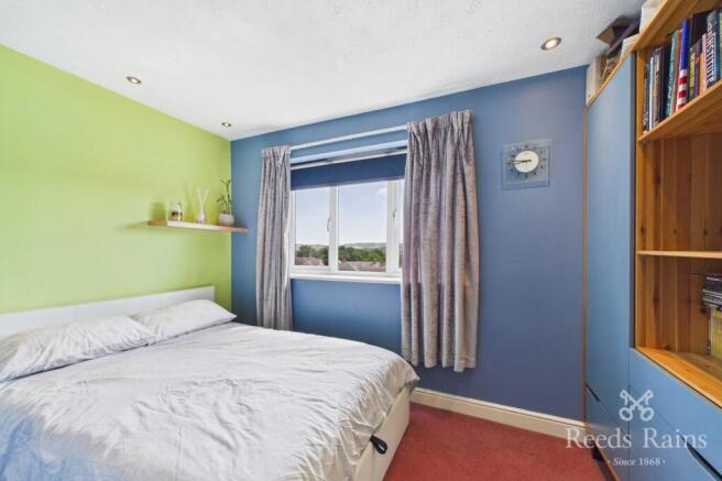 4 bed Detached for sale Image 7